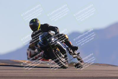 media/Nov-06-2023-Moto Forza (Mon) [[ce023d0744]]/3-Intermediate Group/Session 5 (Turn 9)/